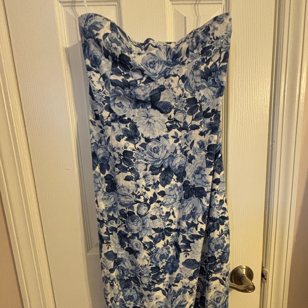 Abercrombie & Fitch Blue Floral Midi Dress